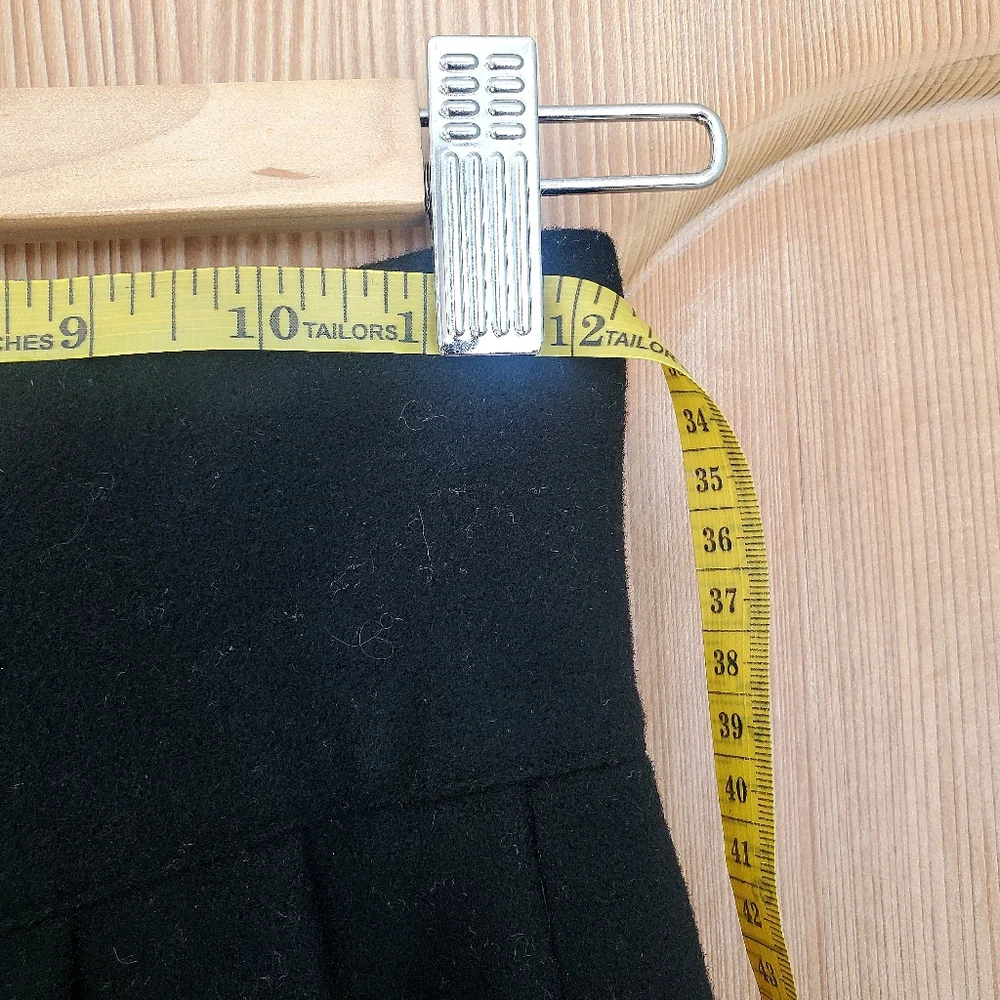 H&M Pleaded Wool Skirt , Size 4 - Picture 6 of 7